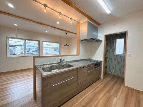 眺望が最高の水まわり店舗兼用住宅